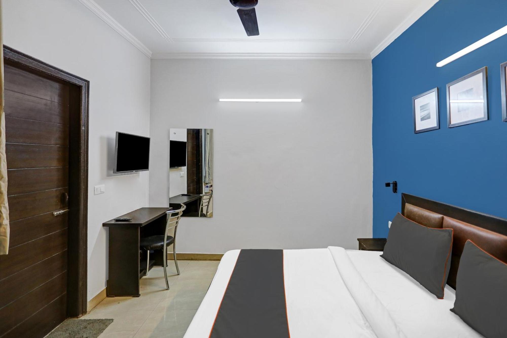 Collection O Agniv Residency Near Saket Metro Hotel New Delhi Luaran gambar