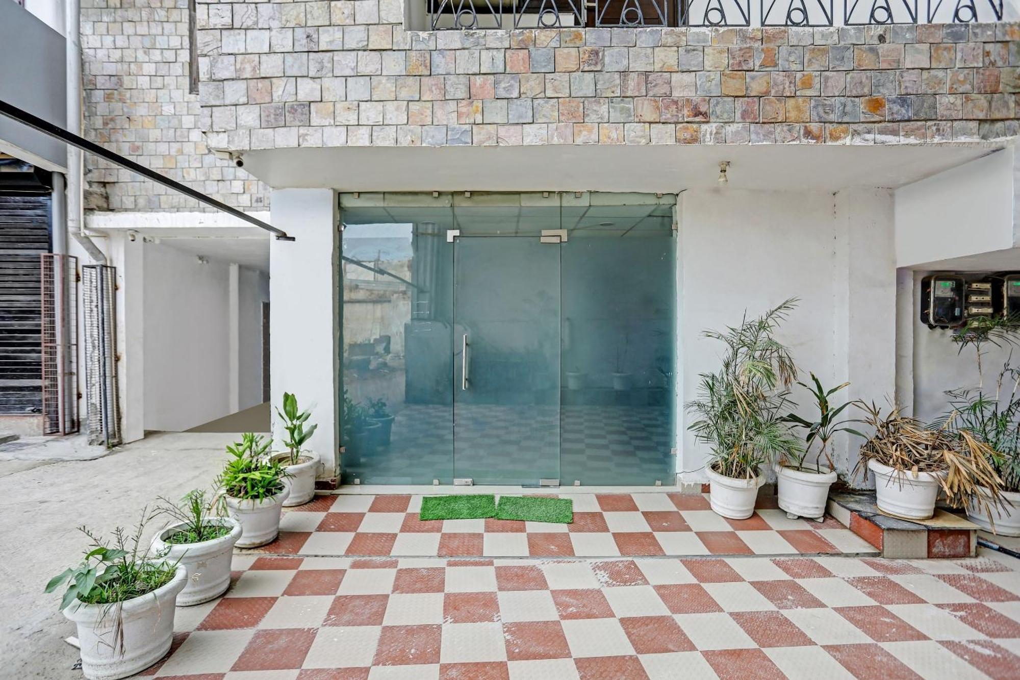 Collection O Agniv Residency Near Saket Metro Hotel New Delhi Luaran gambar